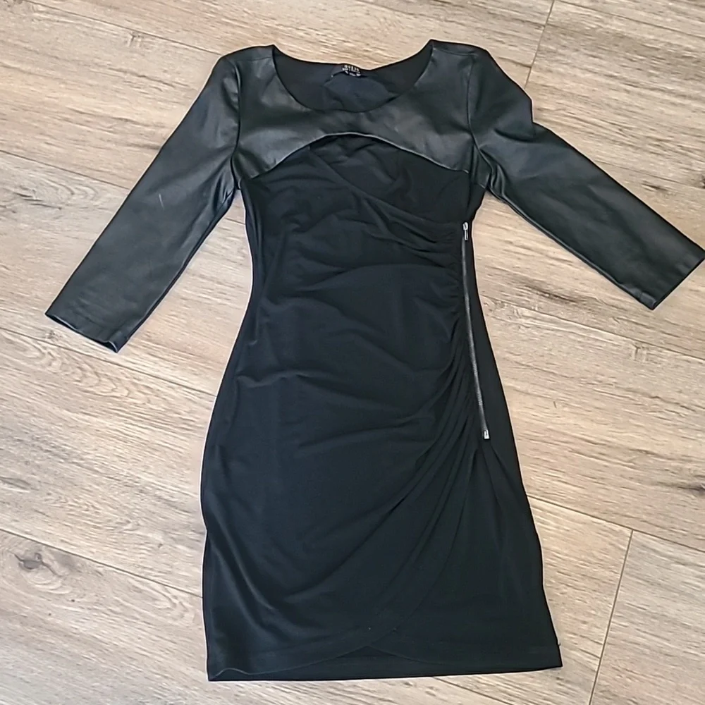 EUC, Guess Faux Leather Ruched Bodycon Dress, Xs. Black - Picture 5 of 9